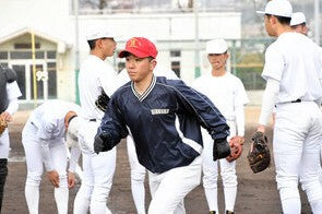広島商を導く難聴の主務 「妥協するな」にこめる元選手の思い