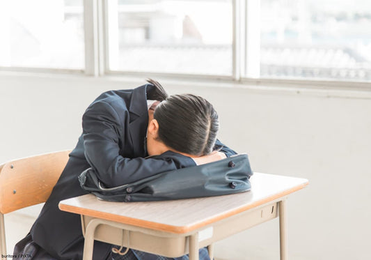 家では普通に話せるのに…なぜ学校で声が出せなくなる? 場面緘黙症に必要な支援方法とは