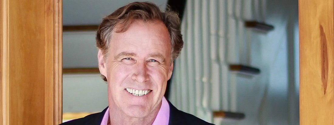 ニューヨークのラジオ司会者兼不動産業者が「なるほど!」と驚く瞬間を体験、ワイデックスの SmartRIC™ 補聴器で真の愛を再発見