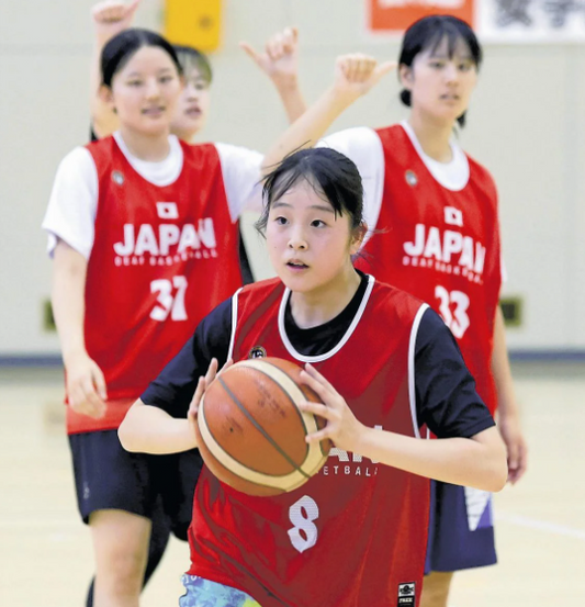デフバスケ女子日本代表、手話とは違う「指サイン」浸透に手応え…11月に東京デフリンピック
