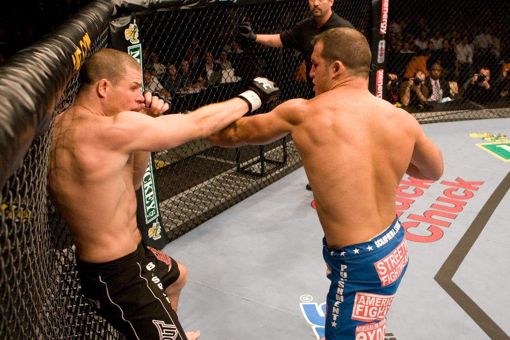 【UFC】41年ぶりに聴覚を取り戻したマット・ハミルを盟友ビスピンが祝福。ハミル「“あの音”を初めて聞いた、決して忘れない」×隻眼のビスピン「これ以上嬉しいことはない」