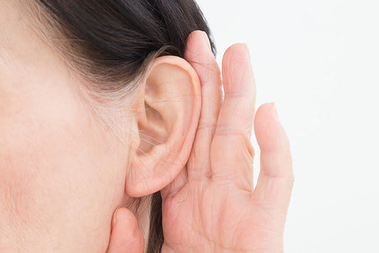 “聴覚の衰え”は40代から「音が響いて聞こえる」「電話の声が聴きとりづらい」は要注意