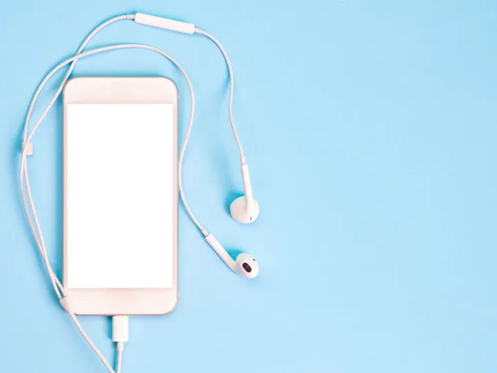 一度発症したら治らない!?イヤホンの使い過ぎが引き起こす「イヤホン難聴」の危険な症状とは