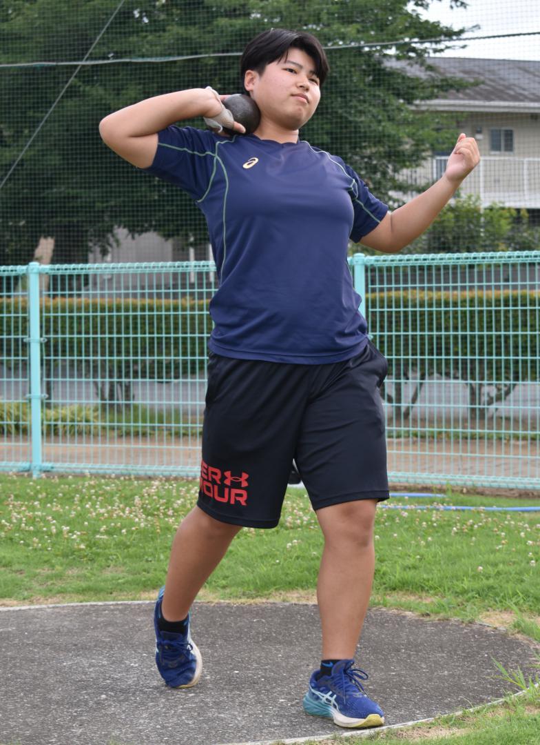 難聴の境橋さん　インターハイへ　水戸聾学校から初　29日、女子砲丸投げ出場　「勇気づけたい」