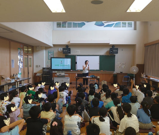 小学校で補聴器講座を開かせていただきました！