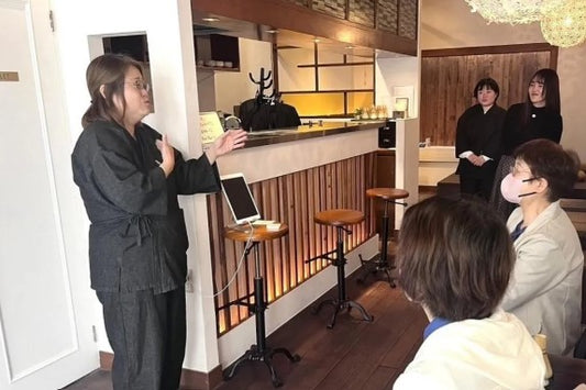 中崎町にカフェ「清浄」　手話や筆談で「音を使わない」接客サービス