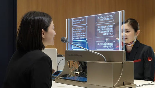 会話や翻訳、瞬時に表示　訪日客らに対応、羽田で実証実験―日航・ＴＯＰＰＡＮ