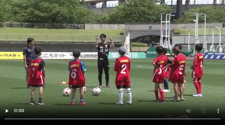 聴覚障がい者のサッカー「デフサッカー」　子どもたちが福島ユナイテッドFCの選手と体験　汗を流す