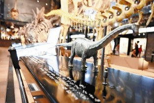 土器・恐竜・絵画、触って感じる芸術の秋…誰でも安心して鑑賞「ユニバーサル・ミュージアム」の楽しみ方