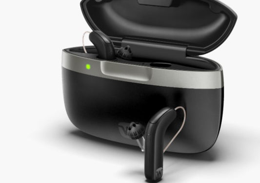 〝補聴器をして自転車に乗る方へ〟メーカーの発信理由「見分けは…」