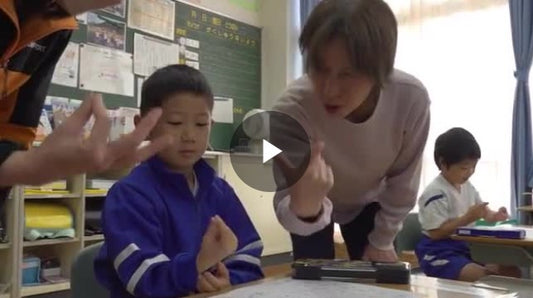 「パパとママに教えてあげたい」児童が手話に挑戦、障害者への思いやり学ぶ　おおい町・大島小学校【福井】