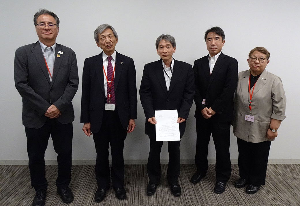 視覚・聴覚に障害のある当事者団体４団体で内閣府へ要望書提出