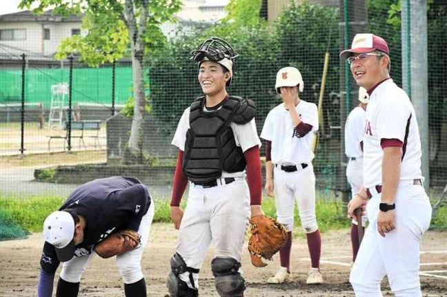 難聴の捕手、野球を楽しむ　玉名高2年の鶴山さん　５日開幕の全国高校野球選手権熊本大会に臨む
