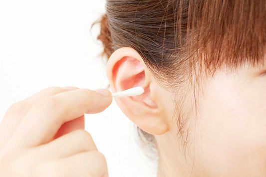 毎日の耳掃除はNG習慣？　病気のリスクも　正しいやり方や頻度を医師に聞いた