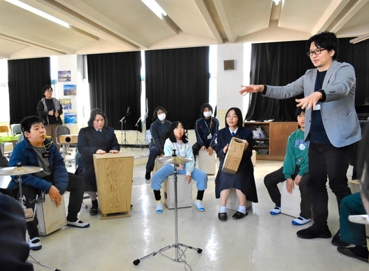 【愛媛県】聴覚障害でも音楽楽しく　東温・北吉井小の特別支援学級児童　南米発祥打楽器「カホン」を自作