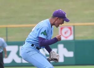 完投勝利を挙げた滝川西・鈴木郁吹（カメラ・島山知房）