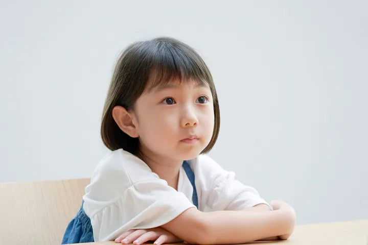 夏休み明けの登園しぶりや登校しぶりはさぼりではなく、子どもの困りごとが隠れている!? 小児科受診が必要なことも【小児科医】