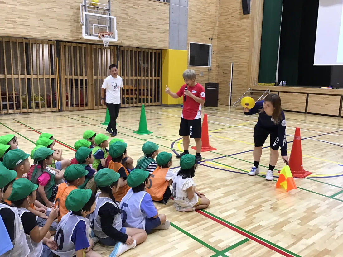 園児たちが初めてデフの世界を体験中央区立久松幼稚園にてデフスポーツ体験会を開催