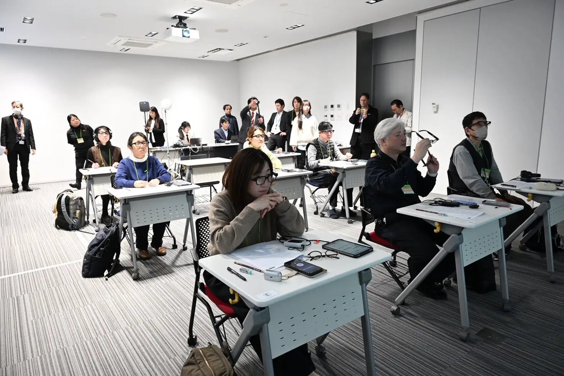 公共施設・交通機関の音声情報を補聴器で直接受信　リサウンド補聴器、Auracast™による音声インフラの可能性を確認