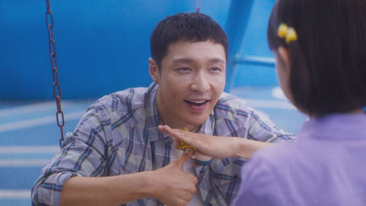 ろう者を取り巻く過酷な現実を監督が取材　“会話の罠”を捉えた『愛がきこえる』本編映像