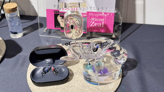 補聴器の「不都合な常識」を打ち破る！ オーティコンが放つ「見えない」最新AI補聴器の衝撃