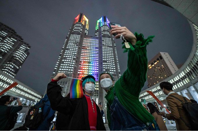 ＬＧＢＴＱ＋、安心して買い物を　小売業、広がるサービス、視覚・聴覚障害者にも