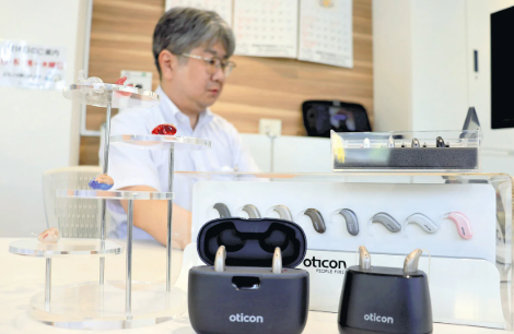 補聴器購入補助続々　高齢者向け２５市町が制度