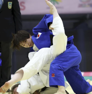 「羽が生えたかのように落ち着いて試合に臨めた」…デフリンピック東京大会の柔道女子５２キロ級「銅」岸野文音選手、メダルは「体が痛くなる重さ」