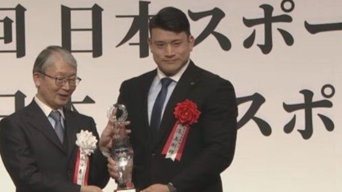 「聴覚障害は他の人にはない武器」円盤投げ・湯上剛輝が日本パラスポーツ賞大賞を受賞