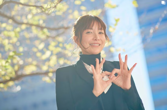 「私の人生は19歳で一度終わったから」　なぜ耳が聞こえる「聴者」の女性は「手話」のコミュニティーを作ったのか