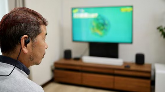 補聴器を使わない難聴者は9割弱　"聞こえづらさ"を放置しがちな社会に｢cocoe Ear｣が放つ一手