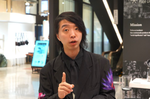 イベントに登場した落合陽一さん