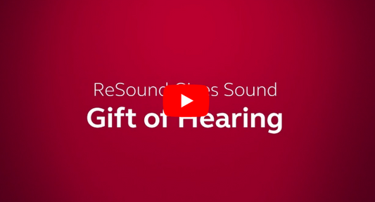 記事の画像「ReSoundの「聴覚の贈り物」キャンペーンで、500人が無料の補聴器の提供を受けました。」