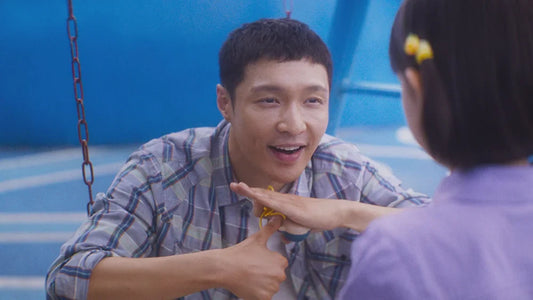 トークショー付き一般試写会 プレゼント！ チャン・イーシン（「EXO」レイ）主演！ろう者の父とコーダの娘の日々を描く映画『愛がきこえる』