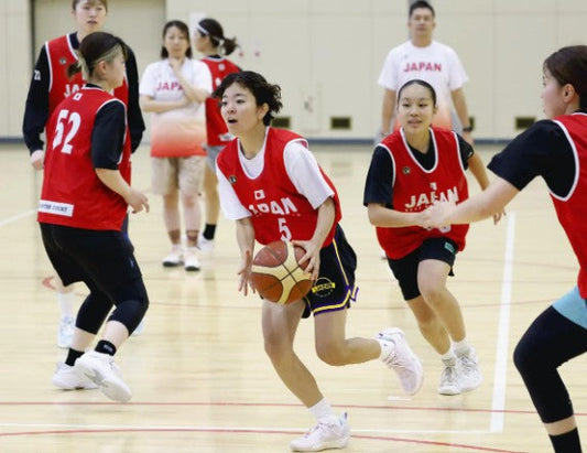 デフリンピック東京大会へバスケ女子代表が強化合宿…手話交え細かい戦術確認、ゲーム形式で練習