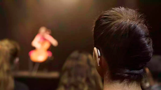 ReSound Nexia 補聴器ラインを新しい BTE、カスタム充電式、Auracast のイノベーションで拡張