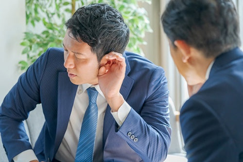 甘く見てはいけない耳の不調　認知症を高める最大のリスクは「難聴」
